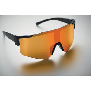 Mirrored sports sunglasses