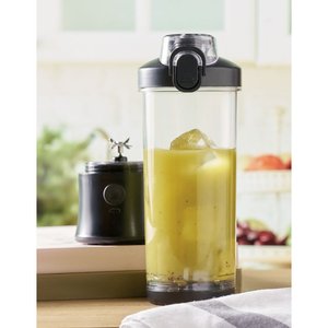 Portable smoothie blender — MIXIE