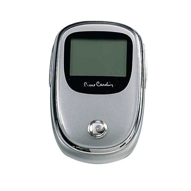 PIERRE CARDIN Calculator