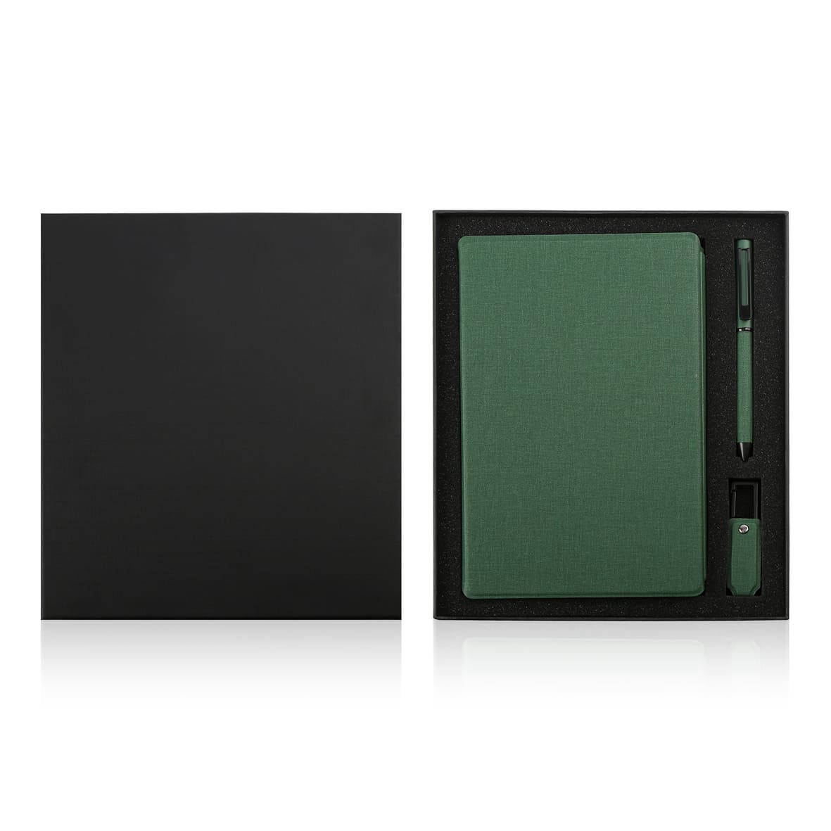 CHANGE ZERO Sustainable Gift Set with Refillable Notebook, Pen & USB Keychain - Green