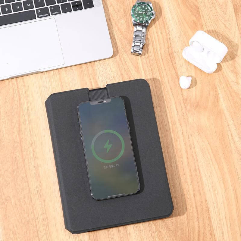 CHANGE ZERO Recycled 10000mAh 15W MagSafe Wireless A5 Organizer 32GB - Black