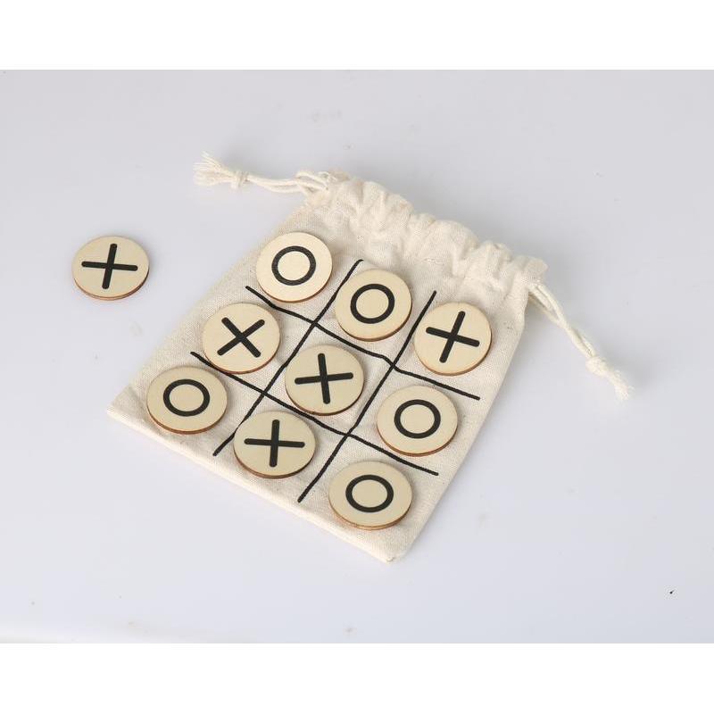 eco-neutral Wood Tic Tac Toe Game set